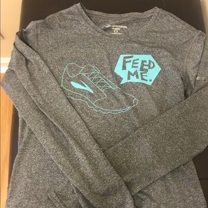 Brooks long sleeve tee Sz S
